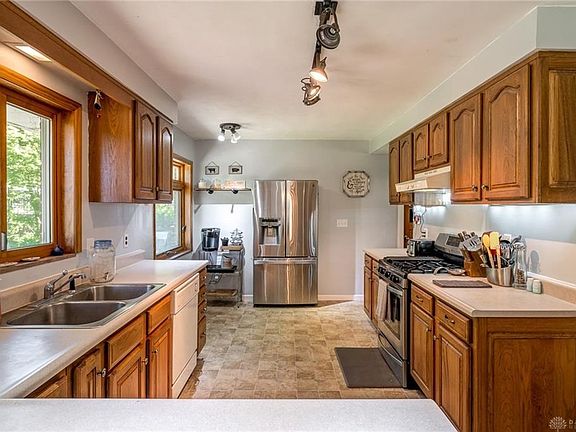 5th image of 7018 Southern Vista Dr