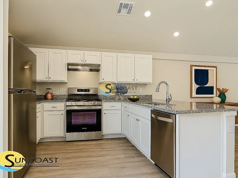 2092 Hilton St — Photo 5