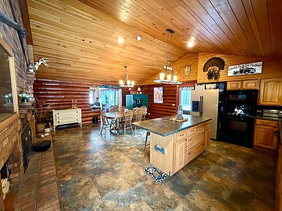 5th image of 5638 Wood Park Dr