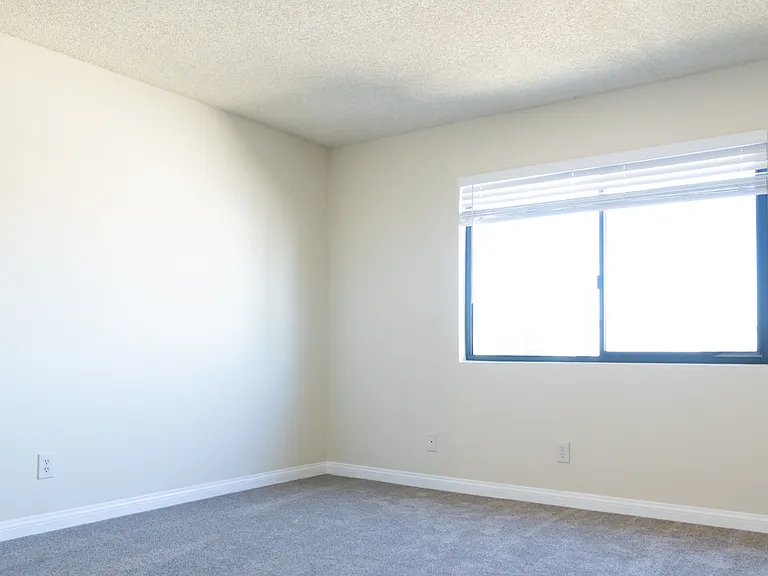 Magnolia Apartments — Photo 12