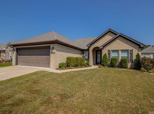 1629 White Oak Cir, Benton, AR 72019