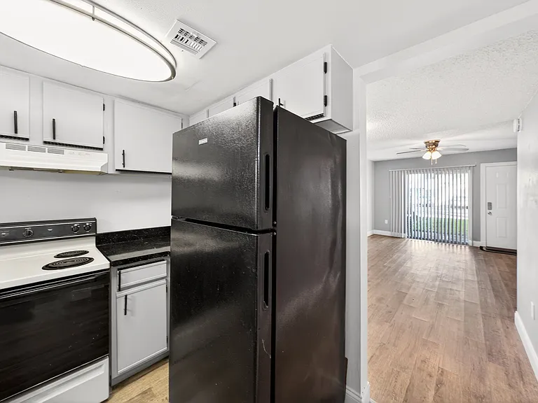 4223 S Semoran Blvd #9 — Photo 9