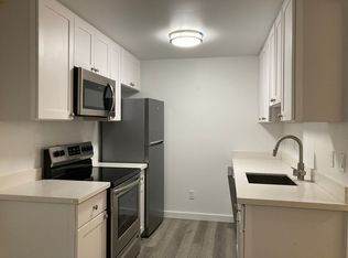 Summit Chalet, Seattle, WA 98102