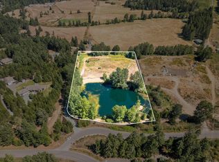 2200 Rascal Ln, Nanaimo, BC V9P 9L6