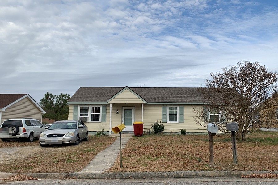 1st image of 827 S Gillfield Dr