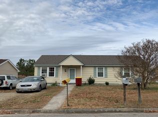 827 S Gillfield Dr, Petersburg, VA 23803