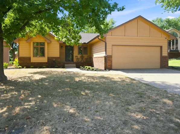 11727 W Rolling Hills St, Wichita, KS 67212