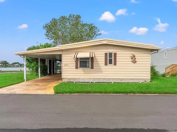 2015 Waterview Dr, Holiday, FL 34691