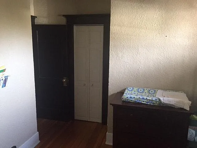 upstairs bedroom 2