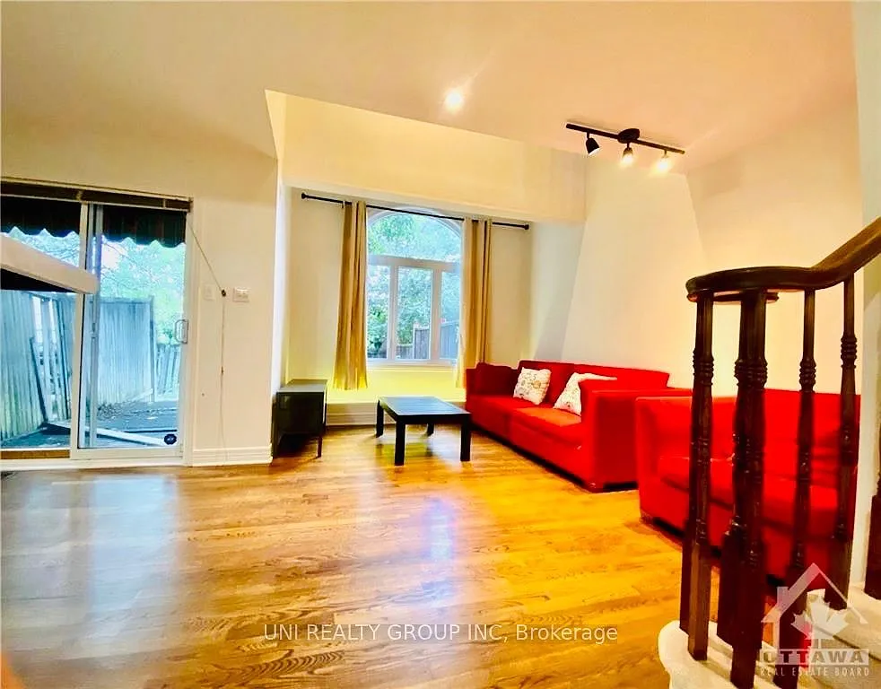 1 bed, $2,000 — Photo 2