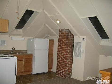 1st image of 713 Main St