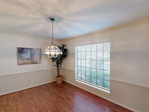 4th image of 4314 Valley Branch Dr