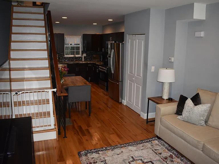 1169 S Clarion St — Photo 7