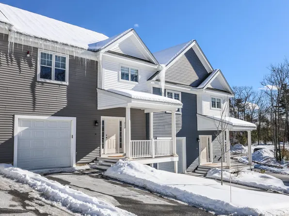 217 Knollwood Way, Manchester, NH 03102