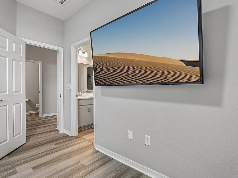 2167 Desert Rose Dr — Photo 24