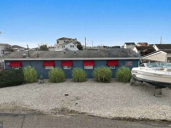 3rd image of 115 Mary Alice Rd