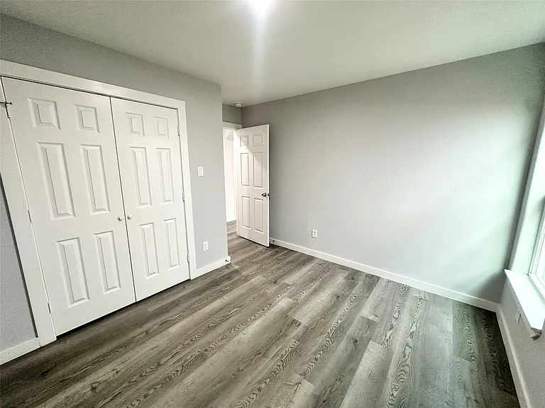 8215 Crestview Dr #B — Photo 10