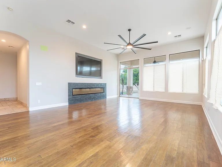3552 E Jaeger Cir — Photo 42