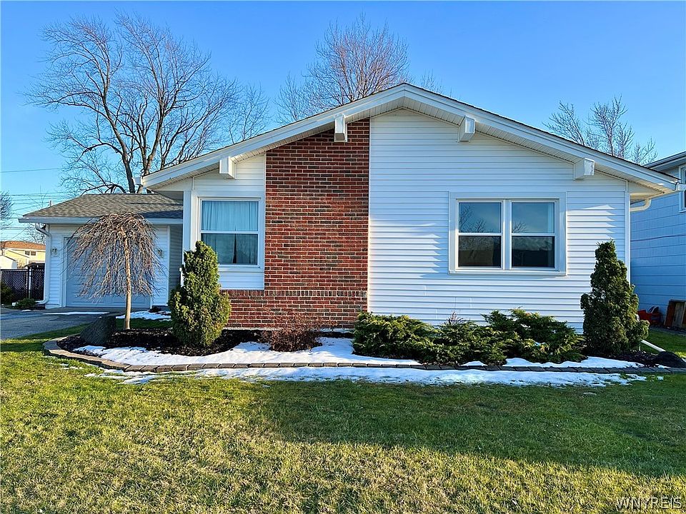 1st image of 195 Millwood Dr