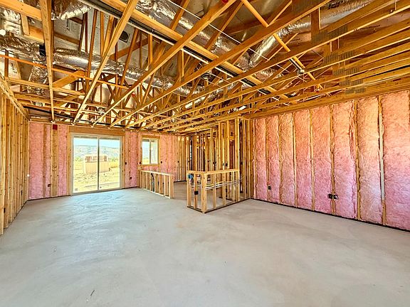 5th image of 2098 Quail Hill Rd