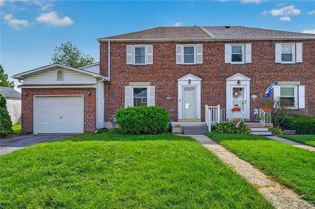 4 bed, 2.0 bath, 1841 sqft, $2,400 — Photo 1