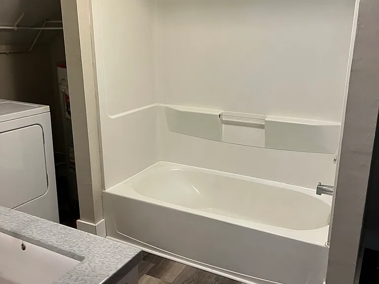 743 Eddy St #1/2 — Photo 13