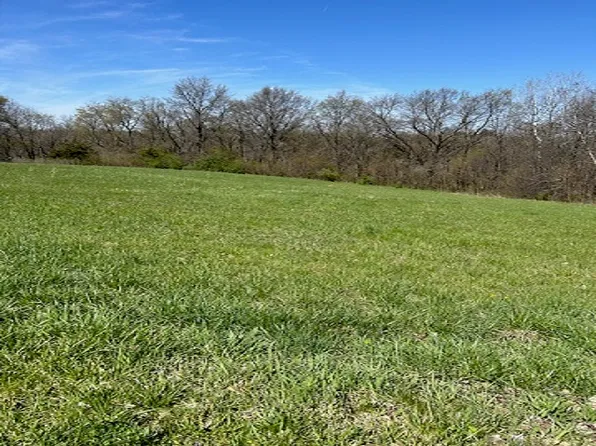 4-131 Winchester Dr, Apple River, IL 61001