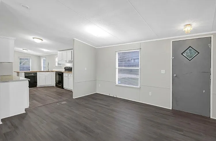133 Caroline Springs Rd — Photo 4