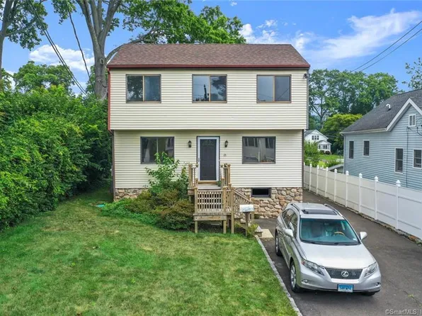 21 Elizabeth Avenue, Stamford, CT 06907