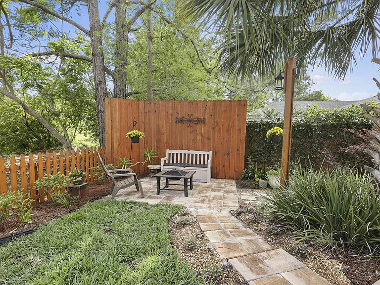 11152 Oak Ridge Dr S — Photo 24