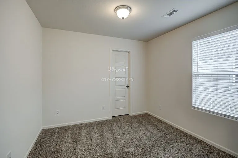 1832 S Minnesota Ave — Photo 20