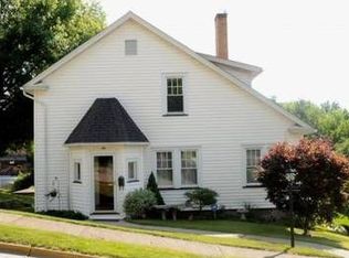 306 4th St, Mc Donald, PA 15057