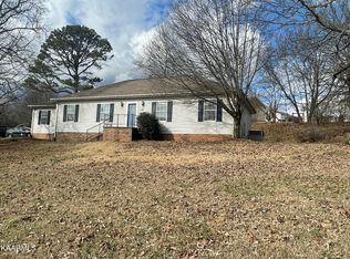 110 Guthrie Rd, Athens, TN 37303