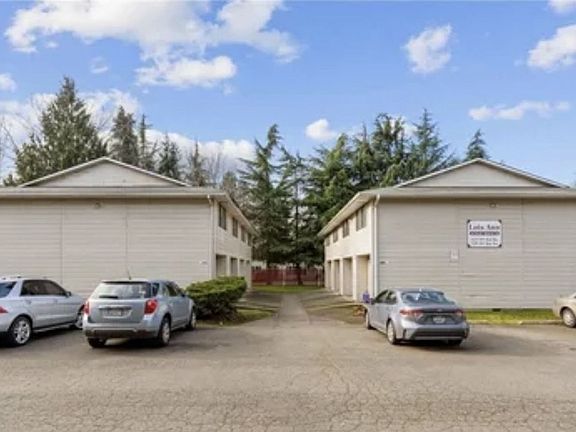 3rd image of 723 1st Ave S #2