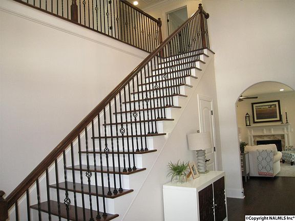 4th image of 14015 Green Way Park Cir SE