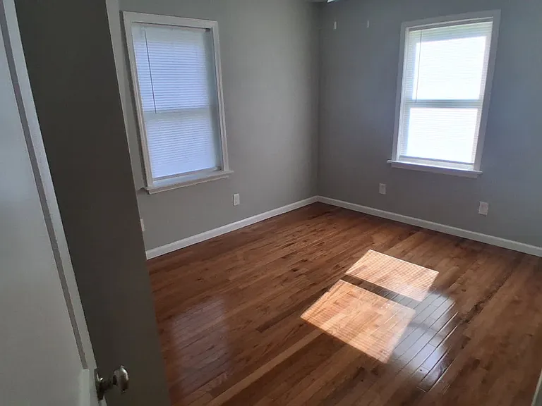 Ruth Anne Dr — Photo 20