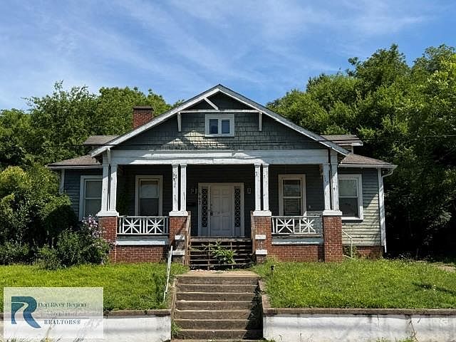 1st image of 862 Stokes St