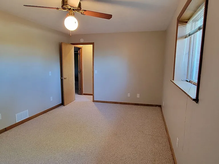 8892 Sunset W — Photo 28