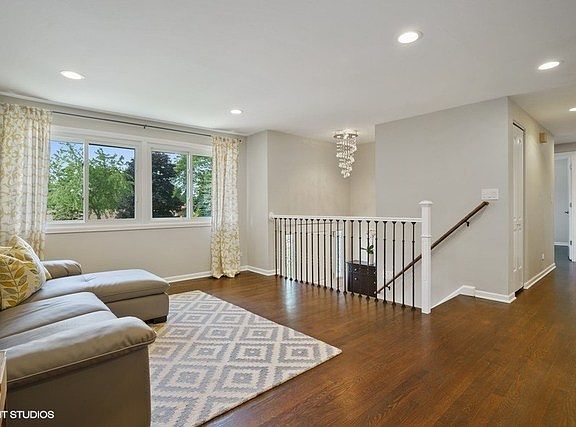 2nd image of 332 Milford Ct