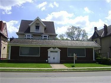 1st image of 3315 E 55th St