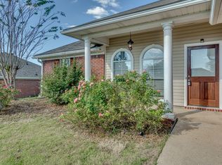 605 Shadowridge Dr, Brandon, MS 39047