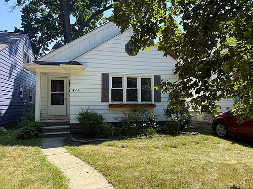 375 W Webster St Photo 1