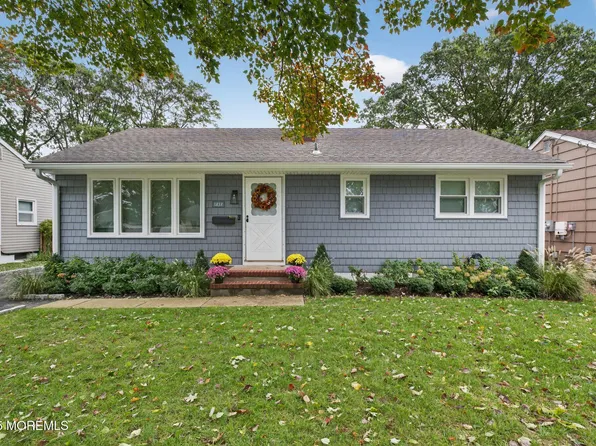 1212 Sleepy Hollow Road, Point Pleasant, NJ 08742