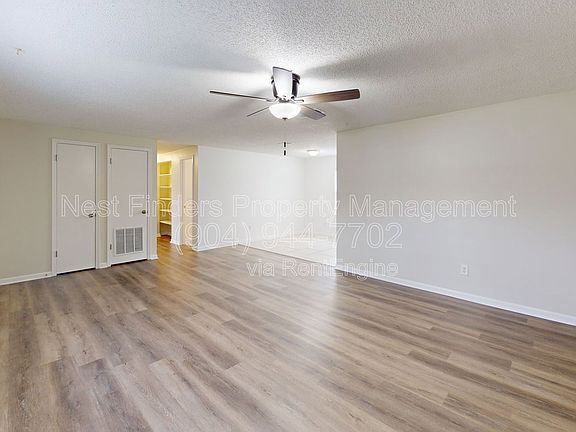 4th image of 104 Dolphin Blvd E