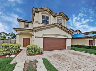 15514 SW 41st Ter, Miami, FL 33185