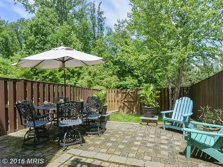 2494 Jostaberry Way — Photo 3