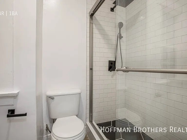 1934 New England St #5 — Photo 8