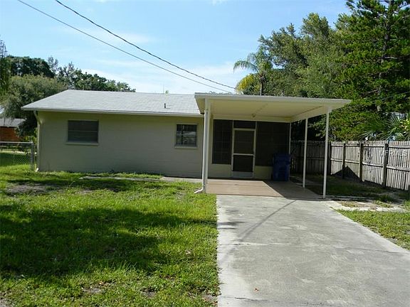 3rd image of 872 90th Ave N