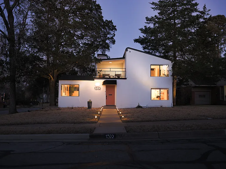 1522 S Wall Ave — Photo 1