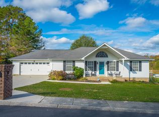 50 Chestnut Ridge Rd, Ringgold, GA 30736